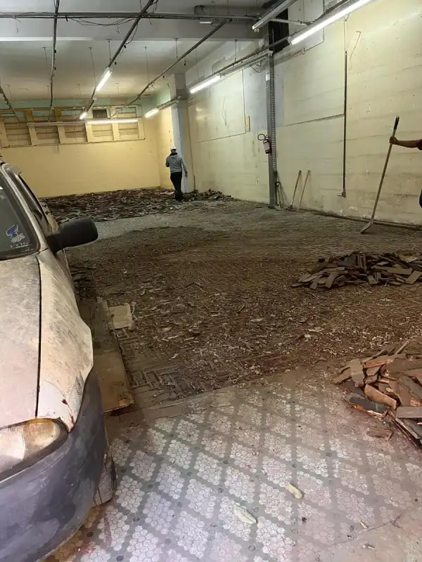 Foto vom Start des Umbaus 📸 