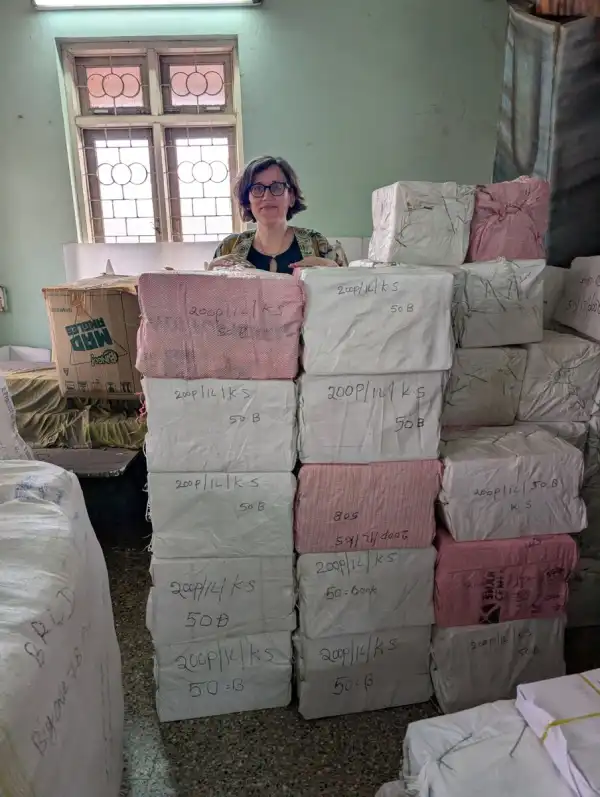 Schulzeugnisse und Bücher