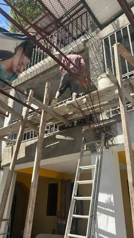 Gitter.. Gitter… und nochmals Gitter - danach der Verputz