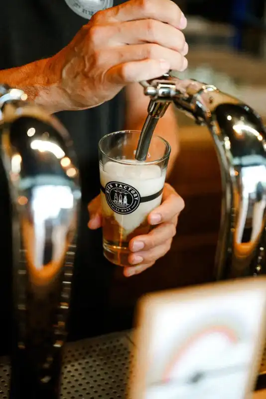 Supporter-Freitage, Gratis-Bier