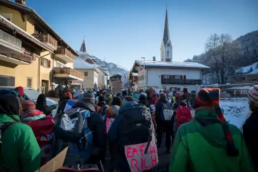 Strike WEF Protest-Hike