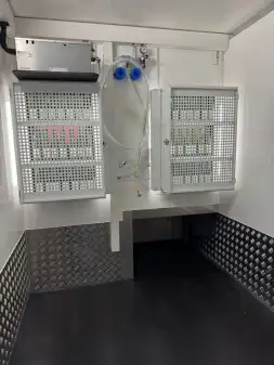 Bier-Ausschank-Anhänger