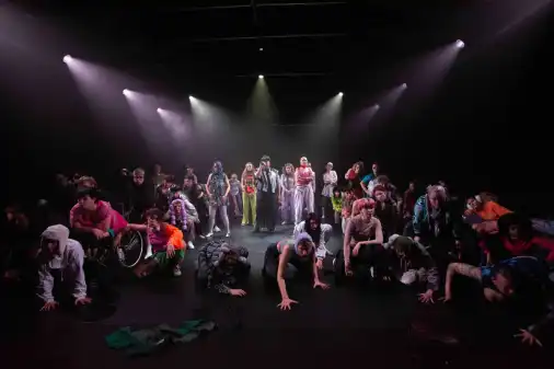 Unterstütze FLUX crew