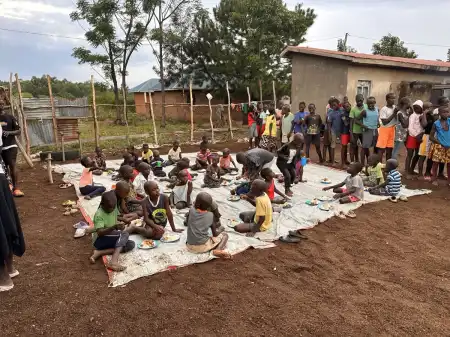 Schule&Circus für Uganda