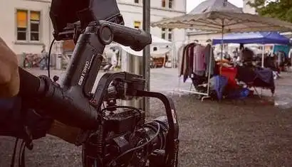 Dokfilm "NEU DENKEN" Dokfilm "NEU DENKEN"