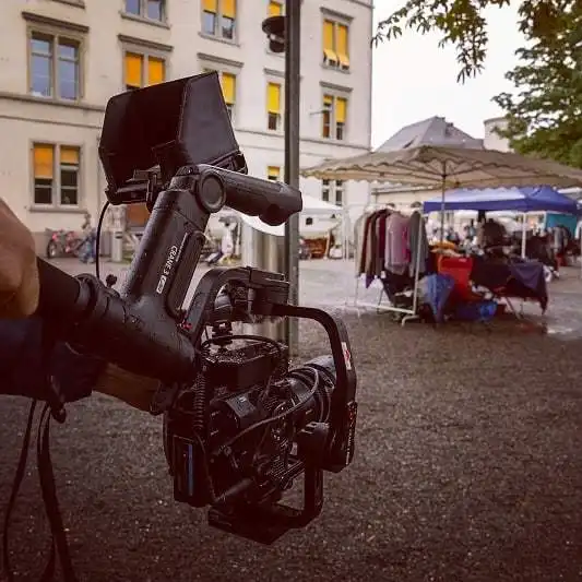 Dokfilm "NEU DENKEN"