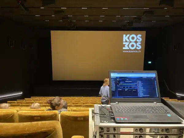 Screening des Dokfilmes mit den Beteiligten und der Produktion 